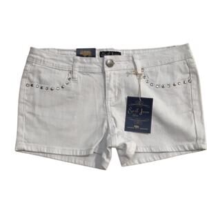 White canvas short shorts size 9 NWT